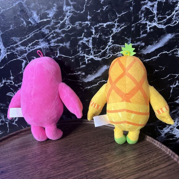Fall Guys Ultimate Knockout Pink And Pineapple Plush Soft Toy Bundle - Picture 2 of 4